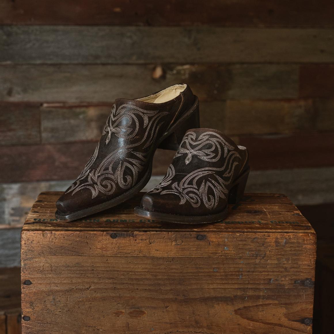 Adley Vintage Finished Leather Mules Brown Women Stetson Mules